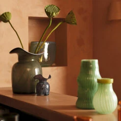 Florence Extra Large Vase -Kas Australia BD Lifestyle 7 WEB d1526190 b22a 46d6 bf42 25117eb0a5ea