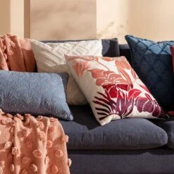 Cayman Cushion -Kas Australia ED40 Cushions Lifestyle 4 CloseUpWEBV2