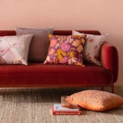 Tess Cushion -Kas Australia ED40 Cushions Lifestyle 9 CloseUpWEB 508c53fa 8917 4889 a502 6f9761651b1d