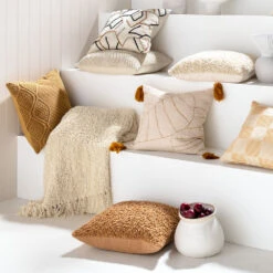 Quinn Cushion -Kas Australia ED43 Cushions Lifestyle 16 CropWEB 858bbe13 fe24 4a62 9bc0 68af6a210849