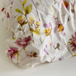 Eve Quilt Cover Set -Kas Australia Eve Bedlinen Lifestyle CloseUp 2WEB