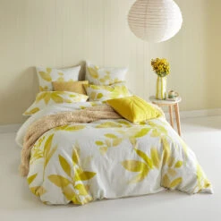 Ghost Quilt Cover Set -Kas Australia Ghost Bedlinen Lifestyle 2WEB