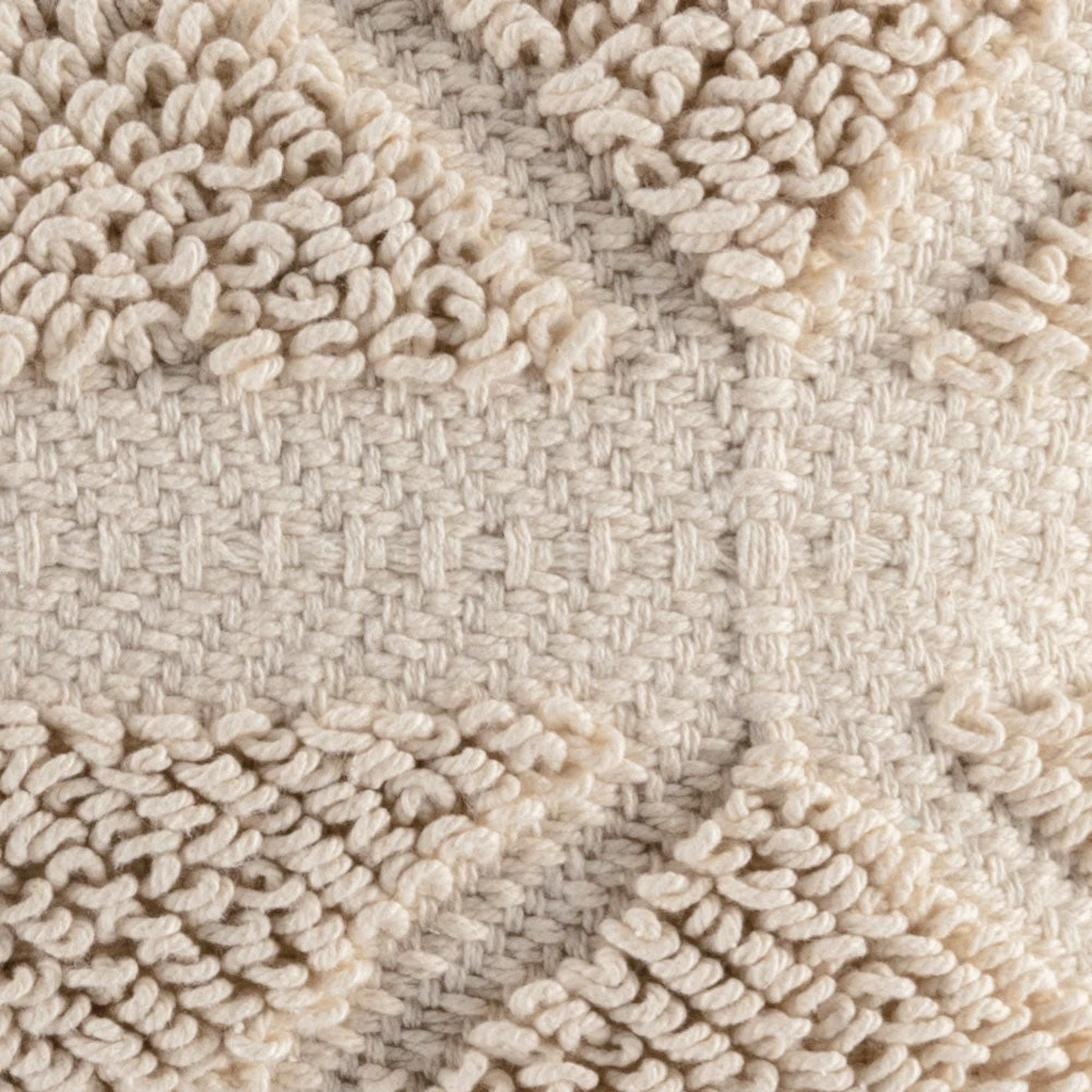 Horten Cushion 3 Horten Cushion - Image 3